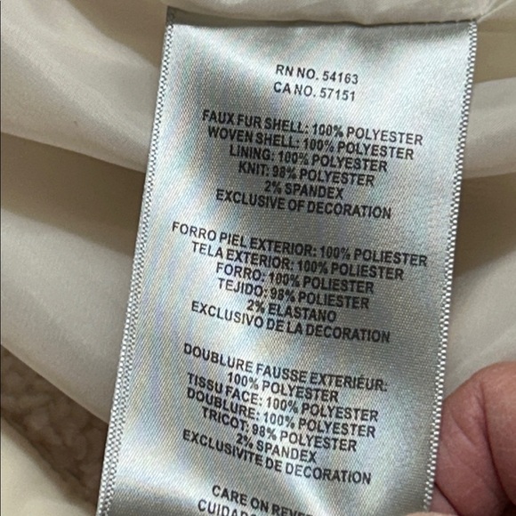 LEVI’S WOMENS SHERPA TEDDY FLEECE JACKET IN OFF WHITE SZ M - Picture 10 of 14